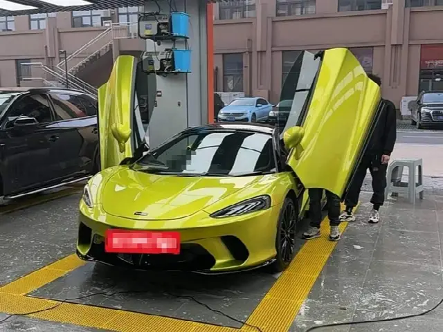 McLaren GT 2023, 15 800 км