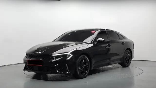 Kia K5 2023, новый