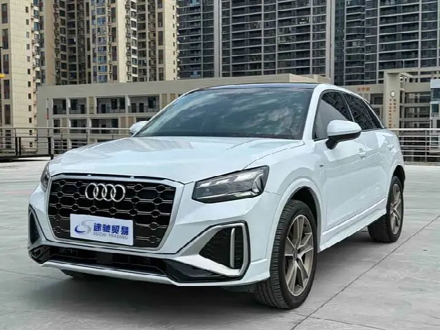 Audi Q2L 2022, 35 000 км