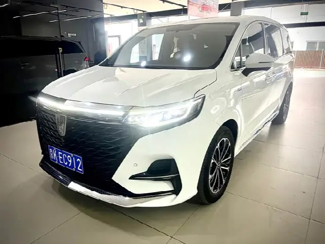 Roewe iMax 8 2021, 45 000 км