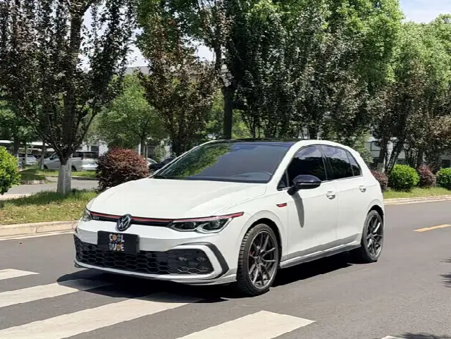 Volkswagen Golf GTI 2021, 48 000 км