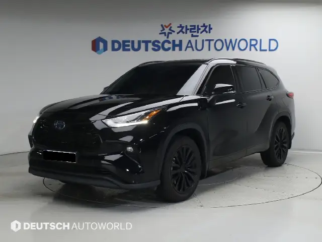 Toyota Highlander 2023, 45 536 км