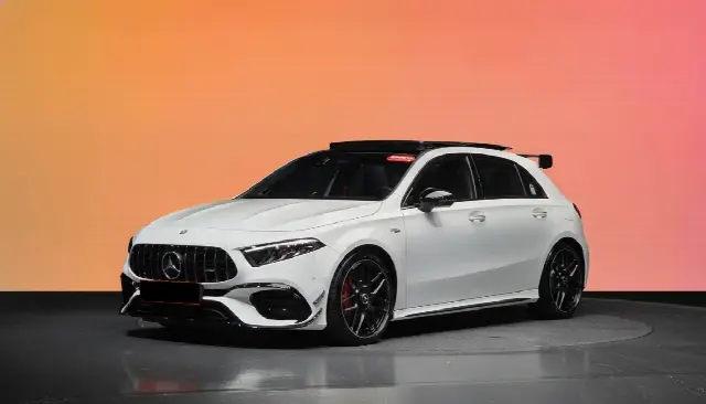 Mercedes-Benz A-Class 2019, новый