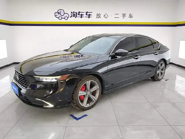 Honda Accord 2023, 62 100 км