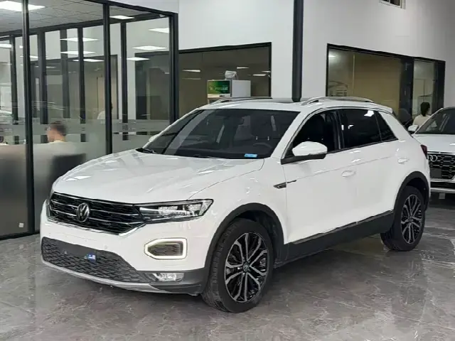 Volkswagen T-Roc 2021, 29 000 км