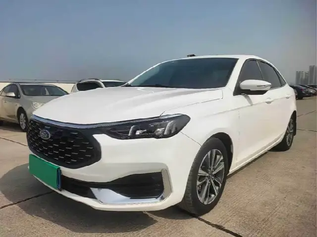 Ford Escort 2021, 45 000 км