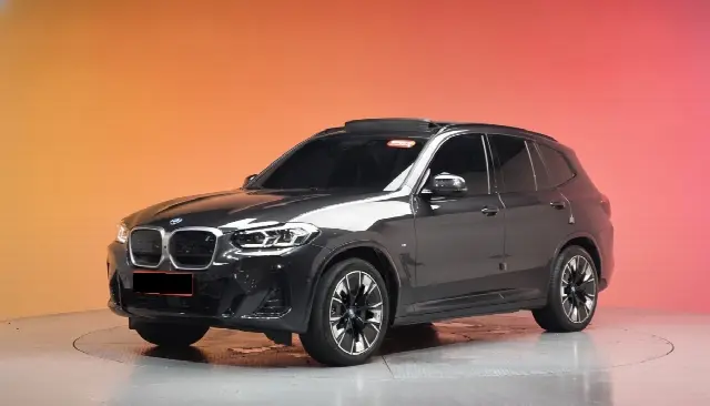 BMW iX3 2021, 41 912 км