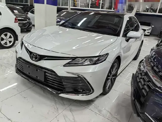Toyota Camry 2021, 69 000 км