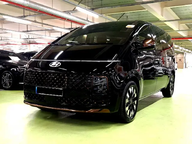 Hyundai Staria 2021, 71 900 км