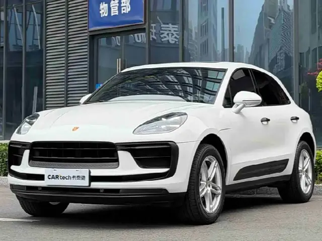 Porsche Macan 2022, 20 000 км