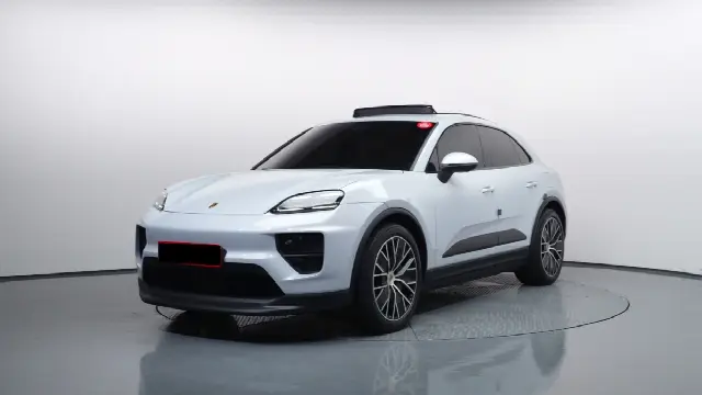 Porsche Macan 2024, 46 330 км