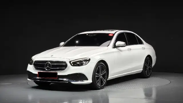 Mercedes-Benz E-Class 2016, 90 084 км