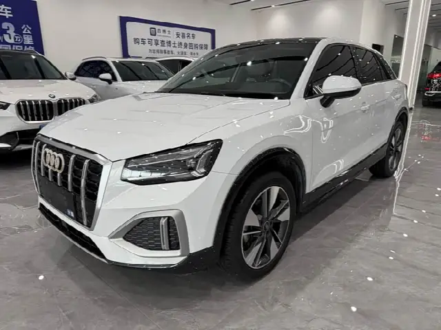 Audi Q2L 2022, 56 000 км