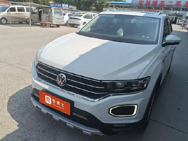 Volkswagen T-Roc 2022, 32 900 км