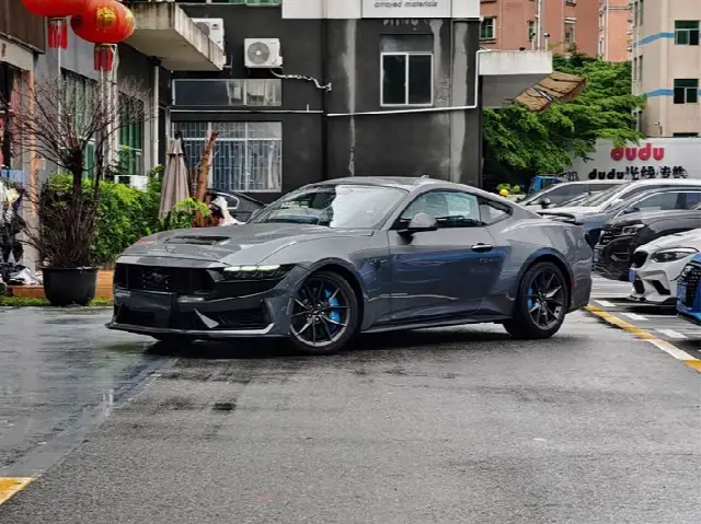 Ford Mustang 2024, 10 000 км
