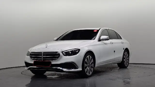 Mercedes-Benz E-Class 2016, 13 398 км