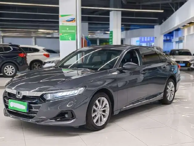 Honda Accord 2022, 70 000 км
