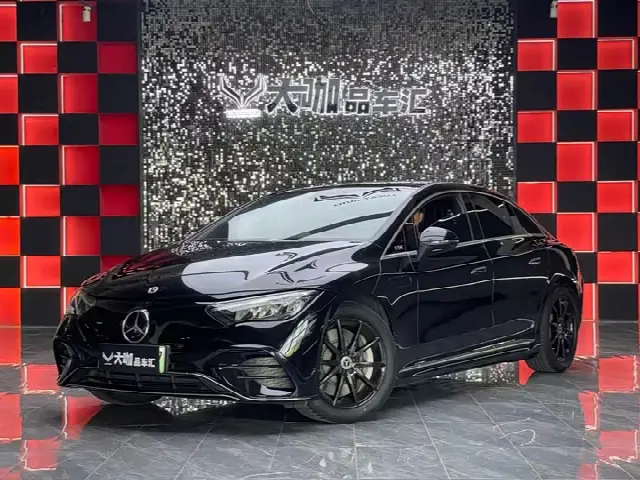 Mercedes-Benz EQE 2022, 24 000 км