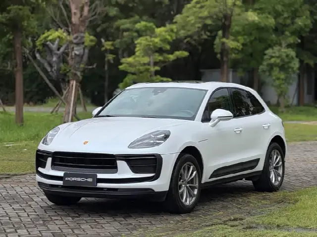 Porsche Macan 2022, 30 000 км