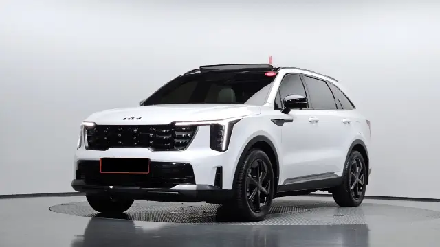 Kia Sorento 2023, 8 147 км