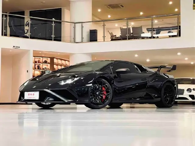 Lamborghini Huracán 2021, 5 000 км
