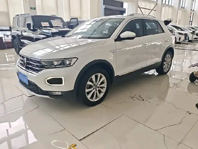 Volkswagen T-Roc 2022, 32 000 км