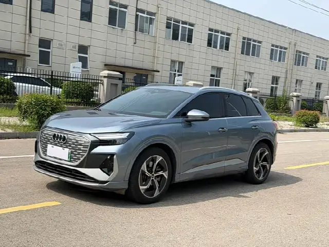 Audi Q4 e-tron 2024, 37 000 км