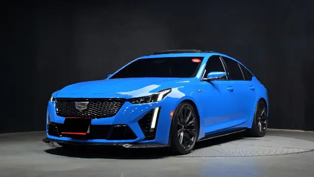 Cadillac CT5-V 2022, 24 526 км