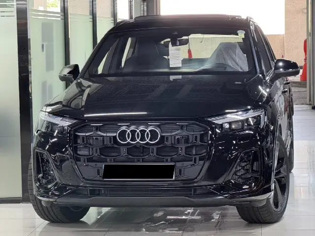 Audi Q7 2016, новый
