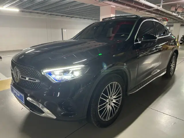 Mercedes-Benz GLC-Class 2023, 33 431 км