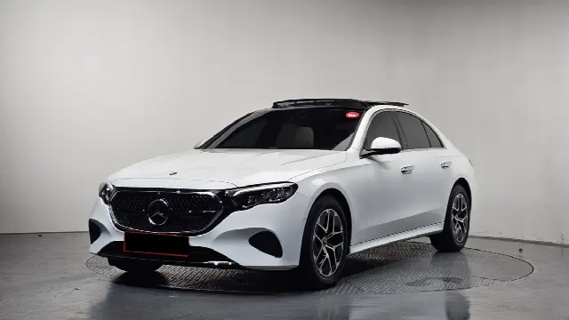 Mercedes-Benz E-Class 2024, новый