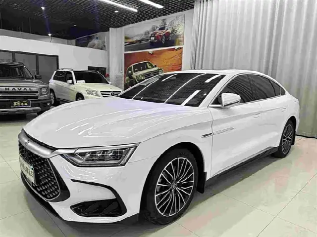 BYD Han 2023, 24 700 км