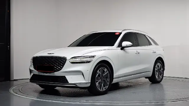 Genesis GV70 2022, 45 828 км