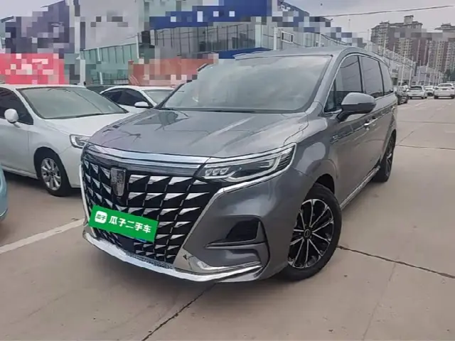 Roewe iMax 8 2023, 78 500 км