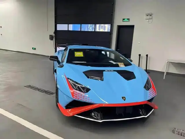 Lamborghini Huracán 2021, 4 000 км