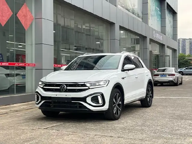 Volkswagen T-Roc 2023, 16 000 км