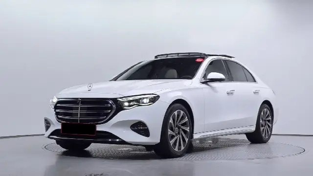 Mercedes-Benz E-Class 2024, 11 563 км