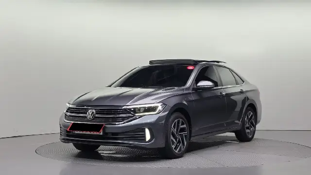 Volkswagen Jetta 2019, 13 689 км