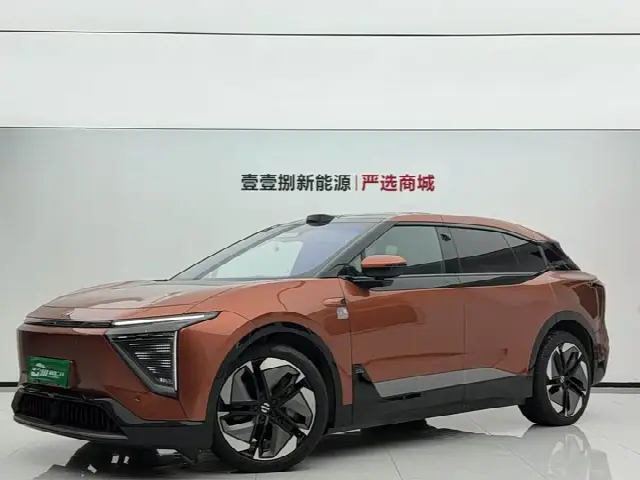 HiPhi Y 2023, 44 200 км