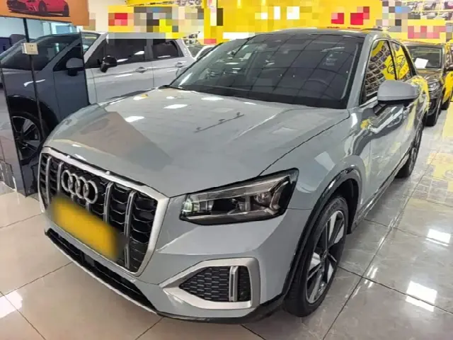Audi Q2L 2022, 65 000 км