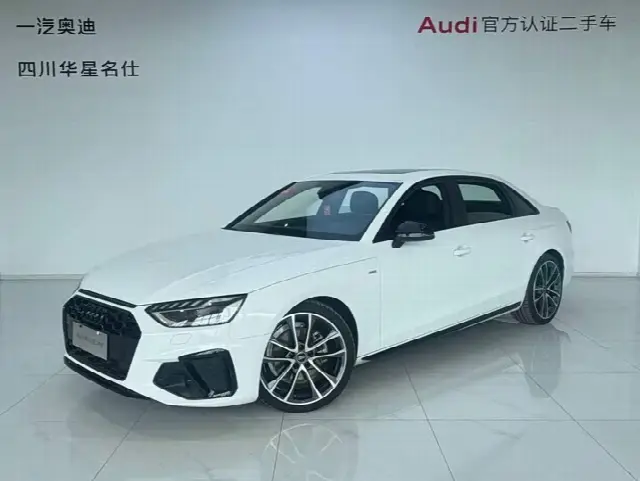 Audi A4L 2023, 33 000 км