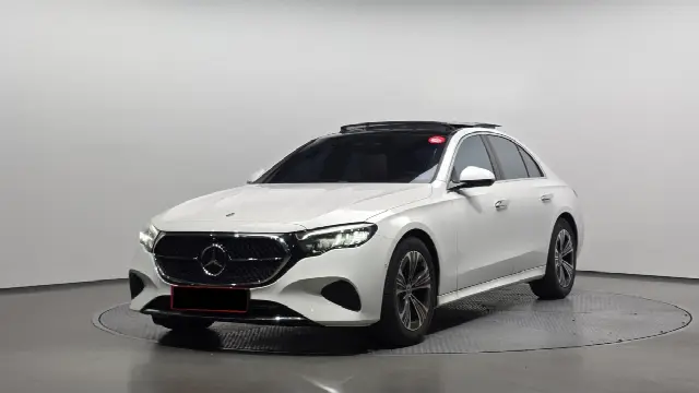 Mercedes-Benz E-Class 2024, 16 236 км