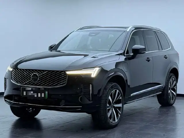 Volvo XC90 Hybrid 2025, новый