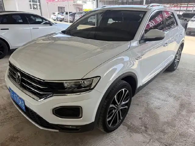 Volkswagen T-Roc 2022, 33 000 км