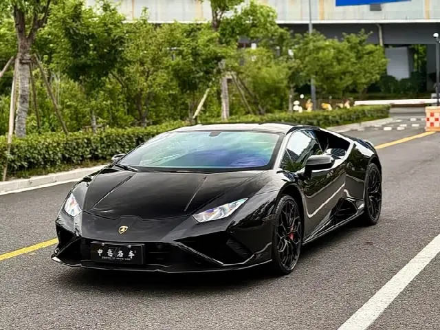 Lamborghini Huracán 2020, 7 000 км