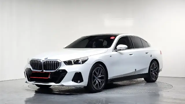 BMW 5 Series 2023, 69 944 км