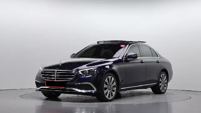 Mercedes-Benz E-Class 2016, 28 860 км