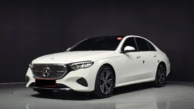 Mercedes-Benz E-Class 2024, 3 860 км