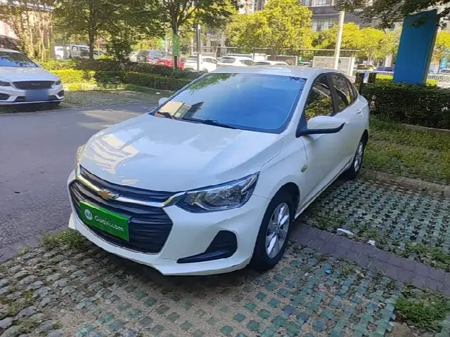 Chevrolet Onix (Cavalier) 2022, 98 100 км