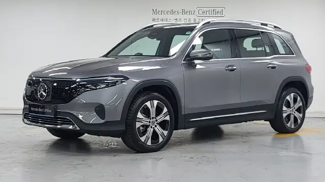 Mercedes-Benz EQB 2022, новый